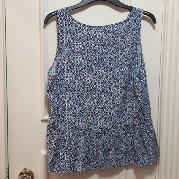 🛍️ NWT j. Crew factory floral tank top - Picture 3 of 3